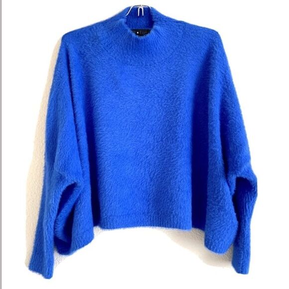 Luxury Sweater/ P• Luca Milano eyelash mock neck cropped sweater - Picture 2 of 5